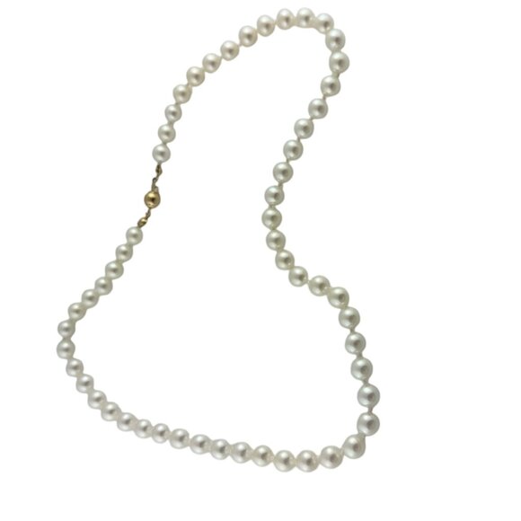 Akoya Cultured Pearl Necklace with 14K Yellow Gold Closure #19461 - Picture 3 of 12